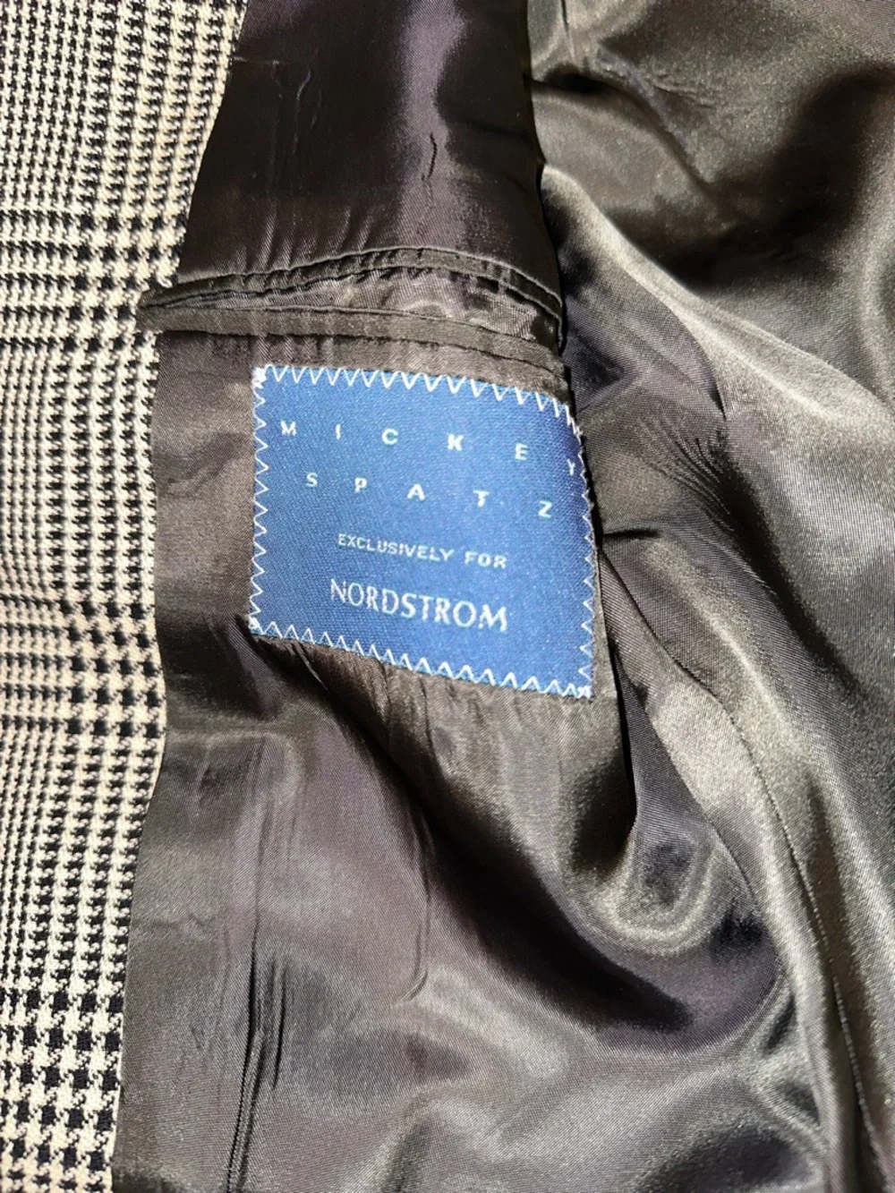 Vintage 80’s Houndstooth Blazer Men’s Made in Canada Wool Sport Coat 42R